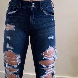 American Eagle ripped capris